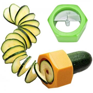 Spirálový kráječ na okurky Cucumber Slicer